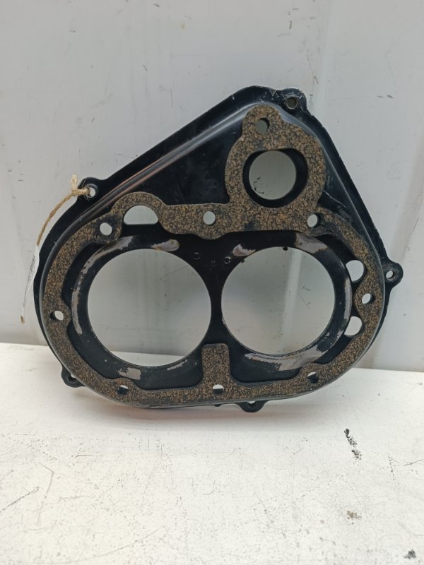 Крышка кпп Ford Focus 2011 3