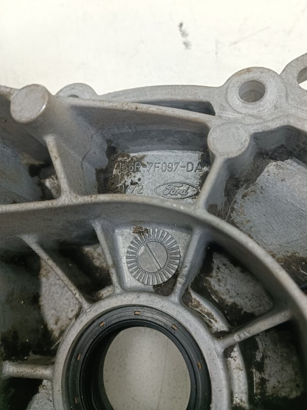 Корпус кпп Ford Focus 2011 3