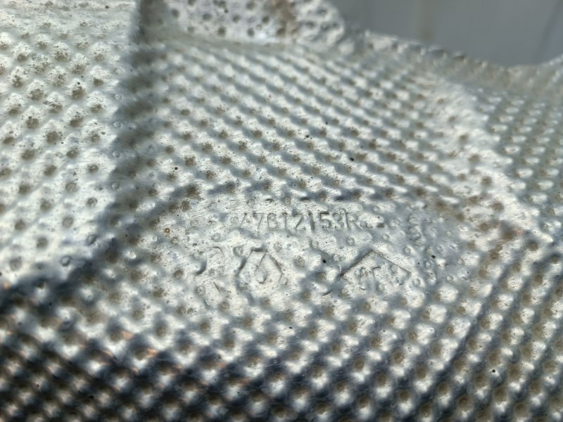 Тепловой экран Lada Largus