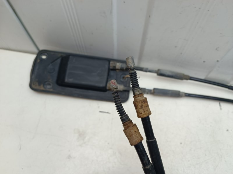 Трос ручника Audi A4 B5