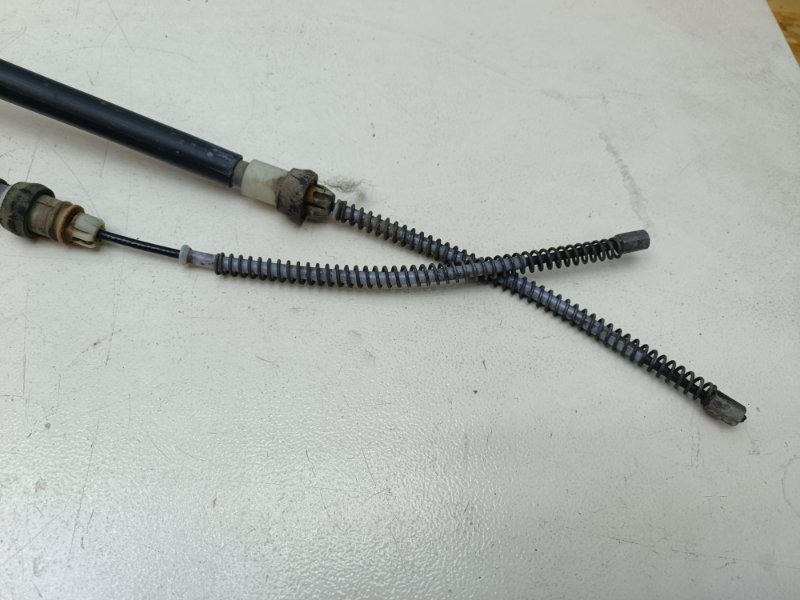 Трос ручника Lada Largus