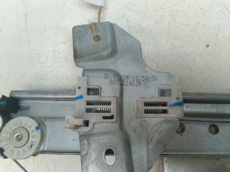 Стеклоподъемник Lada Largus