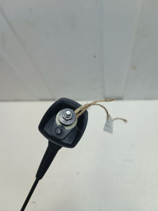 Антенна Lada Largus