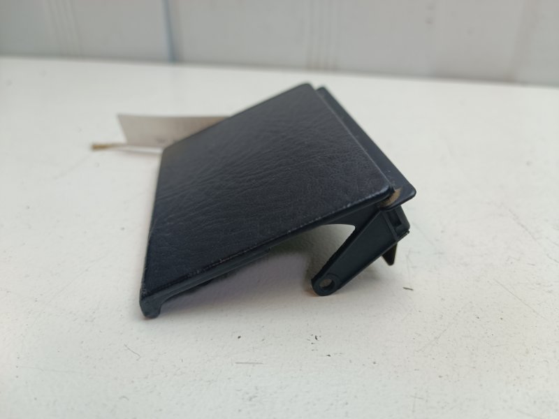 Крышка Audi 80 1986 - 1991 B3