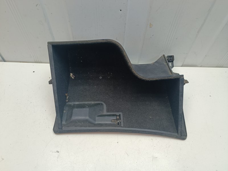 Бардачок Audi 80 1986 - 1991 B3