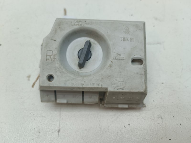 Плата фонаря Audi 80 1986 - 1991 B3