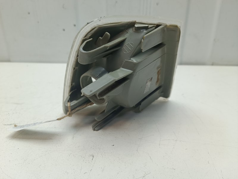 Фонарь поворота Audi 80 1986 - 1991 B3