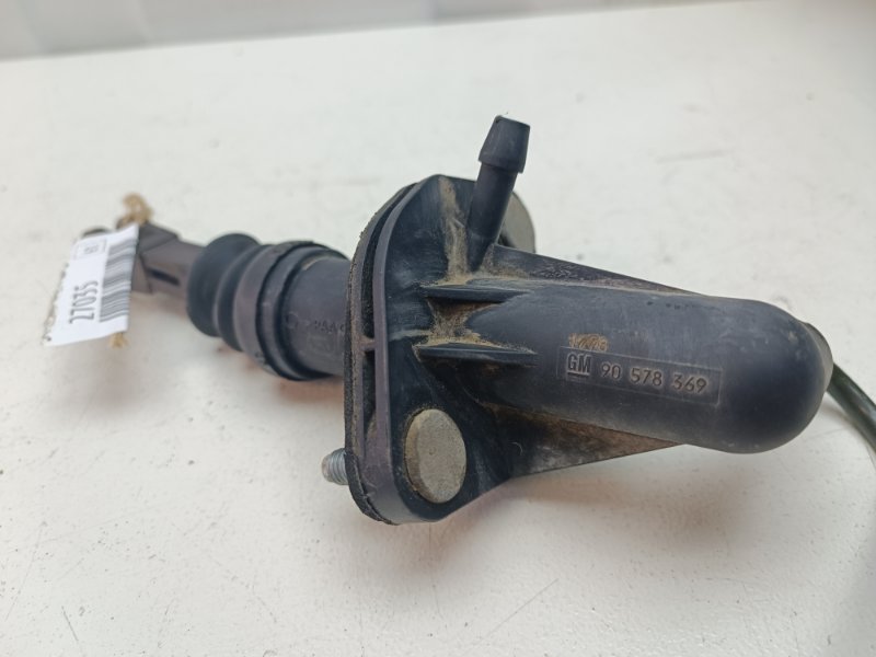 Главный цилиндр сцепления Opel Omega B