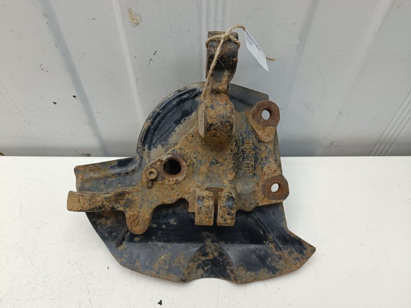 Кулак поворотный Opel Omega B