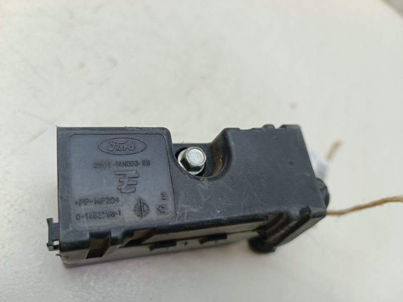 Разъем Ford Focus 3