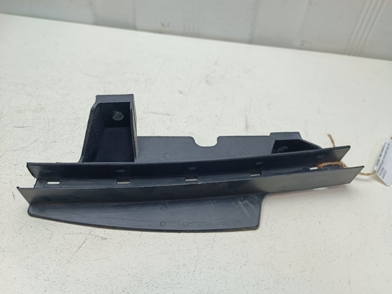 Направляющая стекла двери Fiat Albea