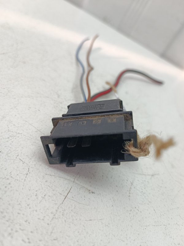 Разъем Volkswagen Transporter T4