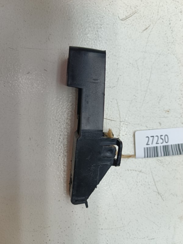 Кронштейн стеклоподъемника Fiat Albea