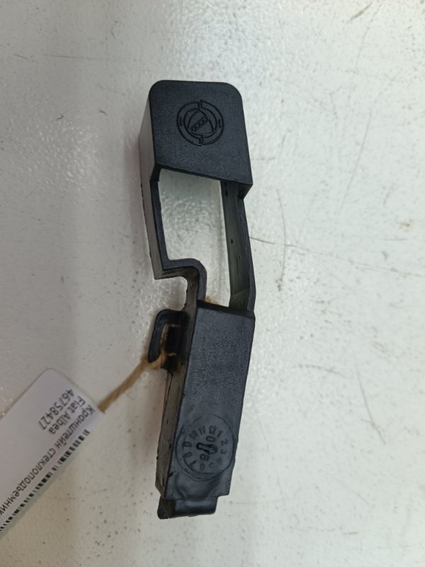 Кронштейн стеклоподъемника Fiat Albea