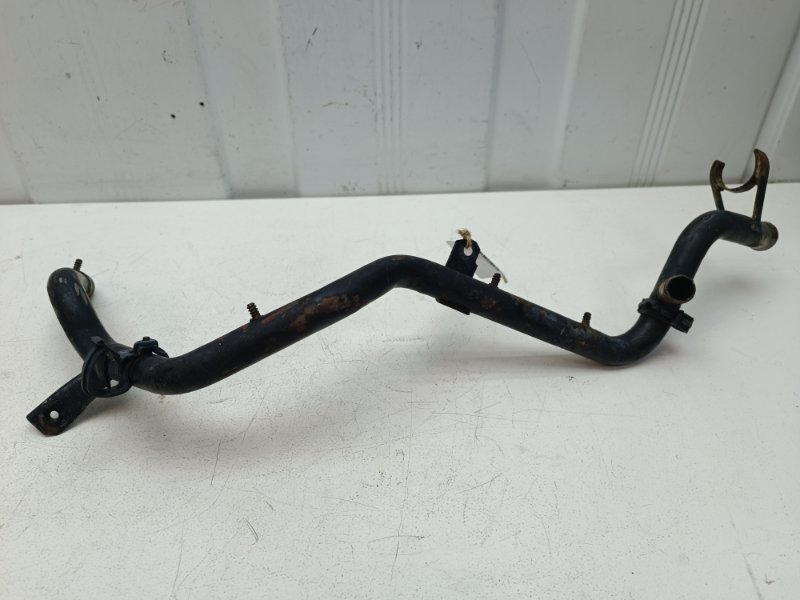 Трубка охлаждения Volkswagen Passat B4