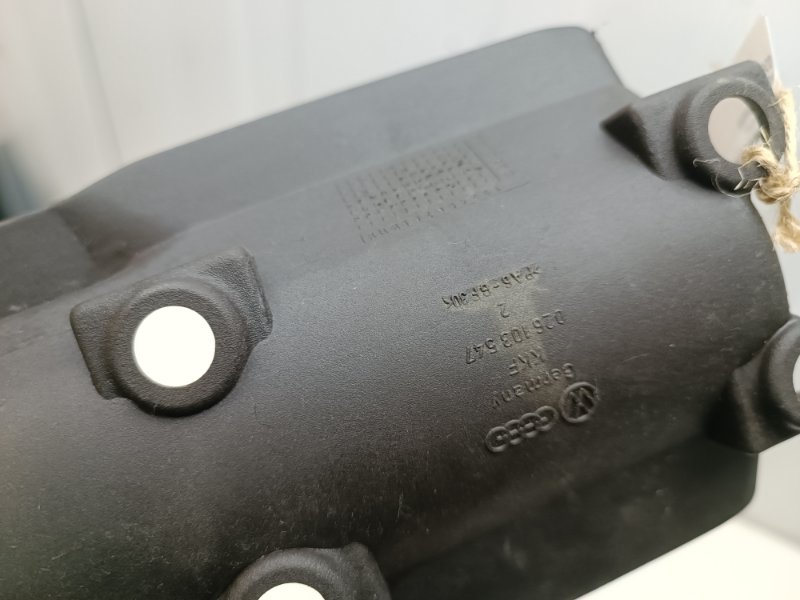 Маслоотражатель Volkswagen Passat B4