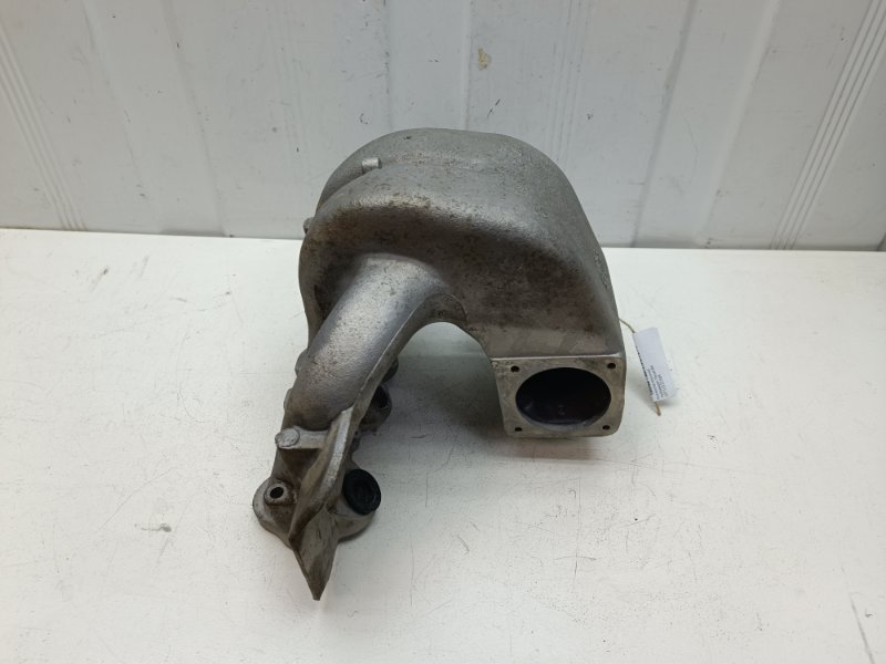 Коллектор впускной Volkswagen Passat B4