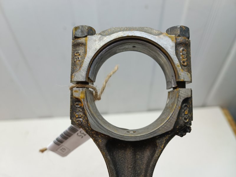 Шатун с поршнем Volkswagen Passat B4