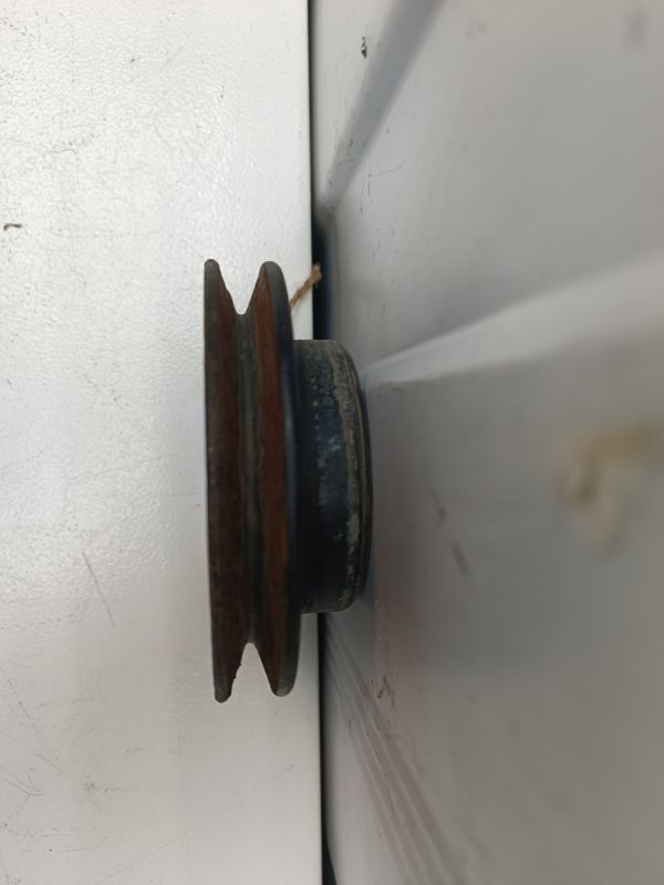 Шкив коленвала приводного ремня Volkswagen Passat B4