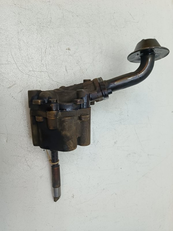 Маслонасос Volkswagen Passat B4