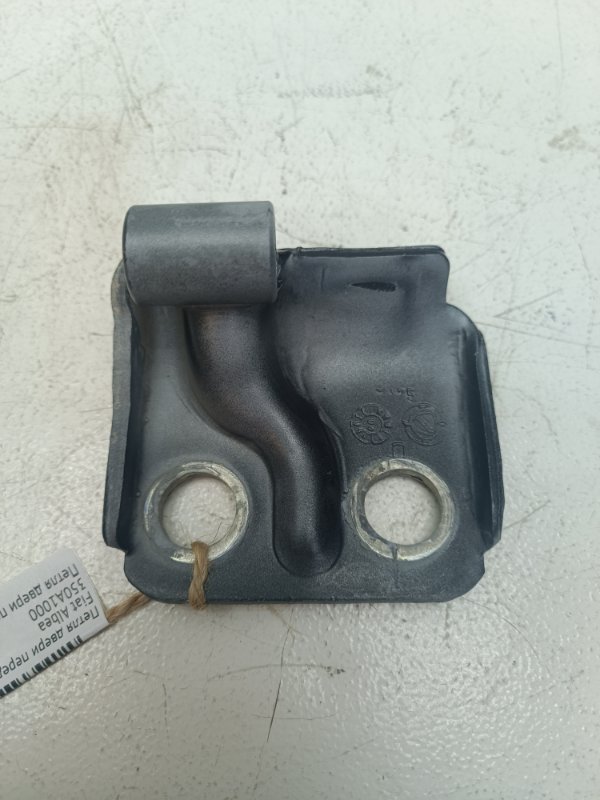 Петля двери Fiat Albea