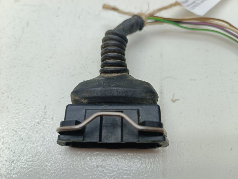 Разъем Volkswagen Transporter T4