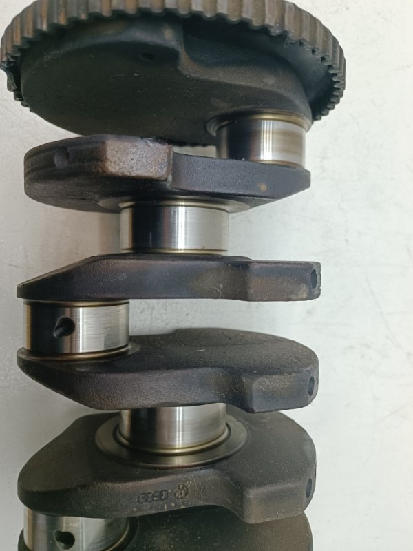 Коленвал Volkswagen Passat B4