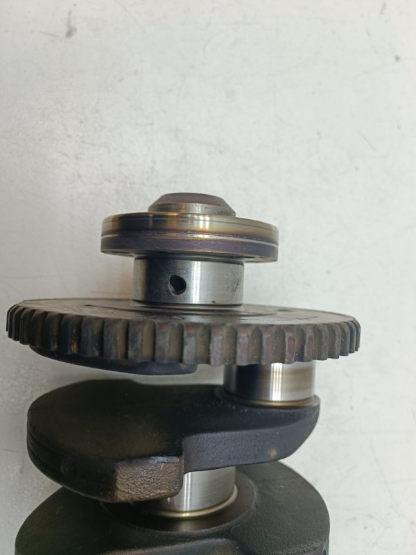 Коленвал Volkswagen Passat B4