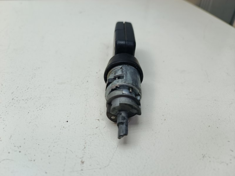 Личинка замка зажигания Volkswagen Transporter T4