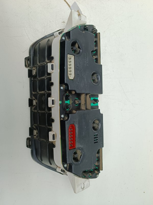 Щиток приборов Ваз 2131