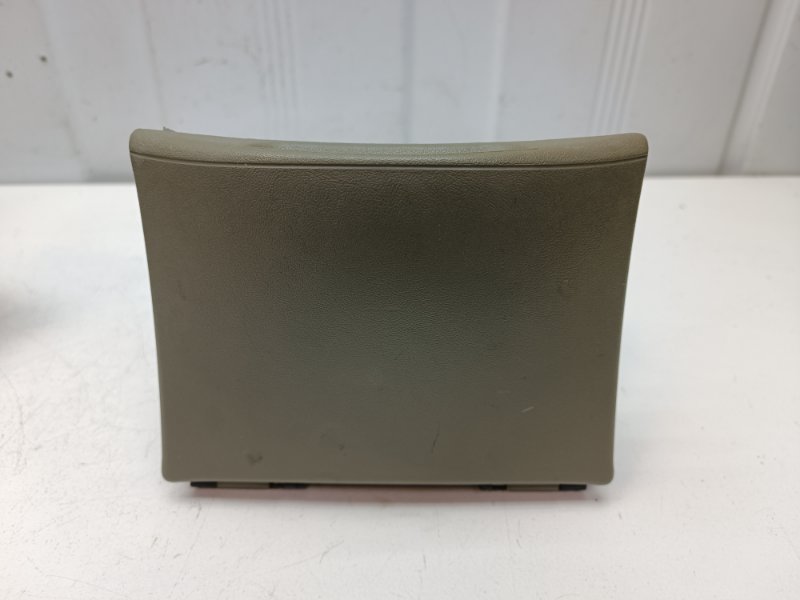 Пепельница Ваз 1118