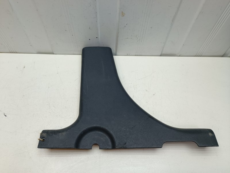 Обшивка стойки Ваз Калина