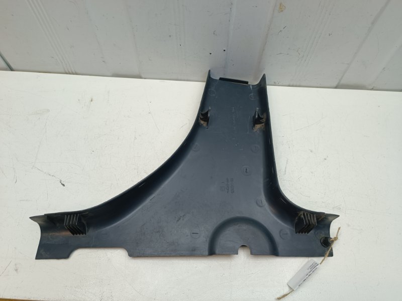 Обшивка стойки Ваз Калина