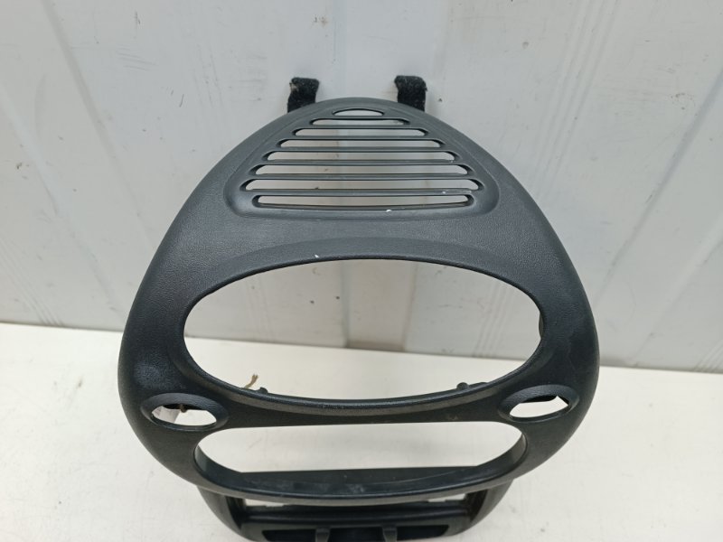 Рамка магнитолы Ваз Калина