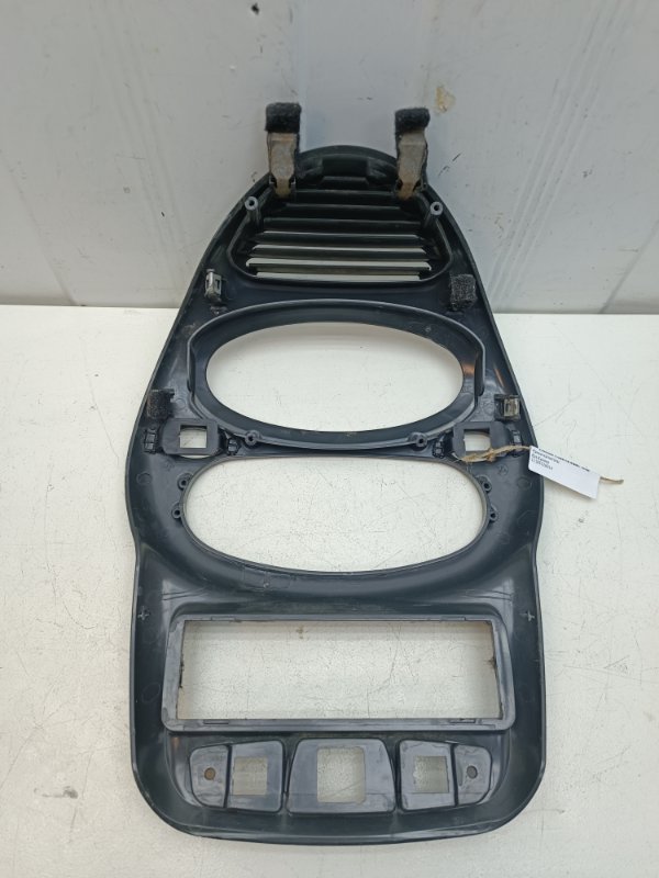 Рамка магнитолы Ваз Калина