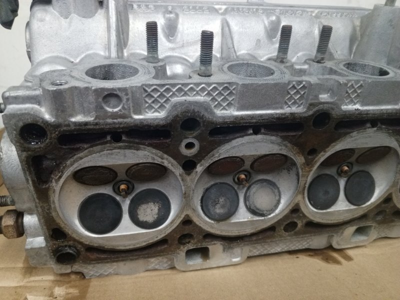 Головка блока цилиндров Ваз 2112