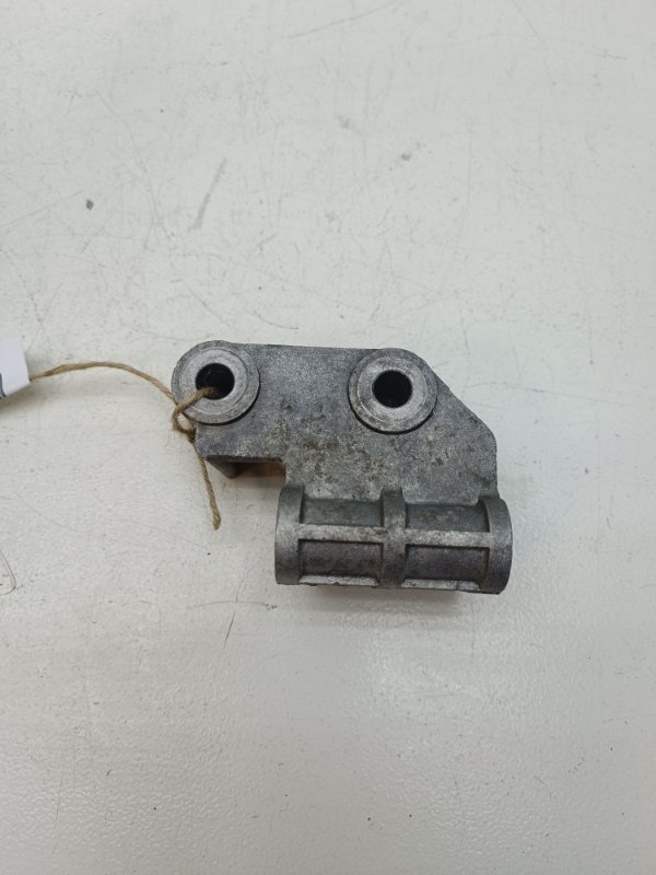 Кронштейн генератора Ваз 2114