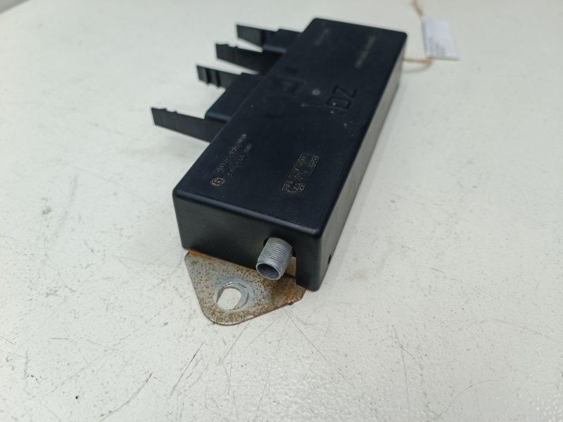 Усилитель антенны Opel Omega B