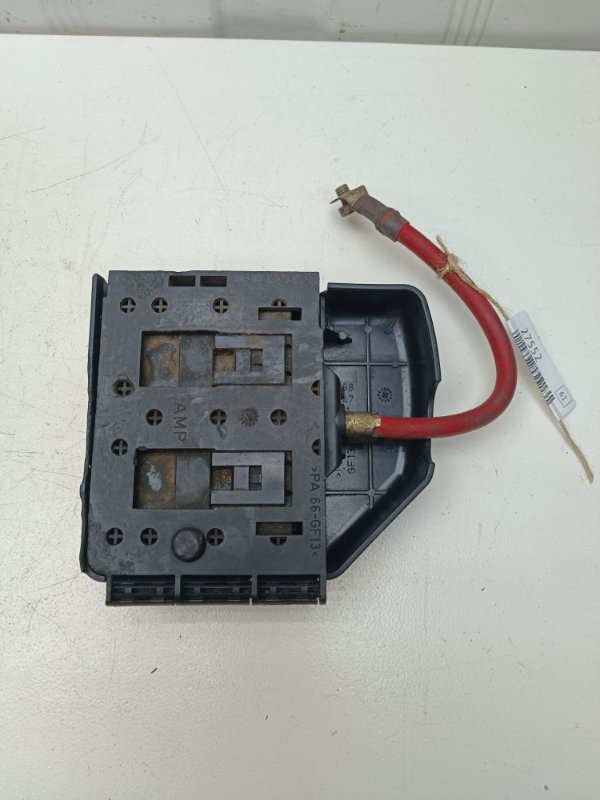 Блок предохранителей Opel Omega B