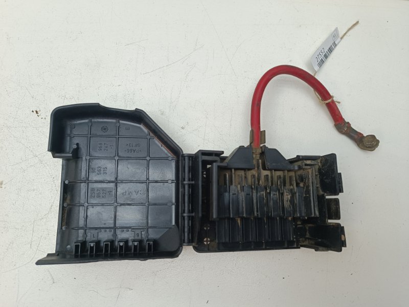 Блок предохранителей Opel Omega B