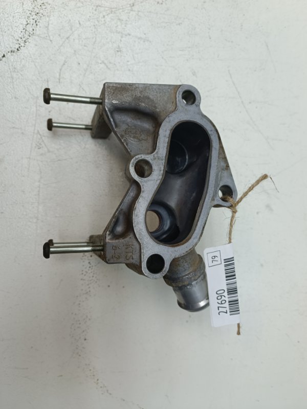 Фланец охлаждения Ford Fusion