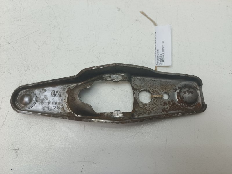 Вилка сцепления Skoda Fabia