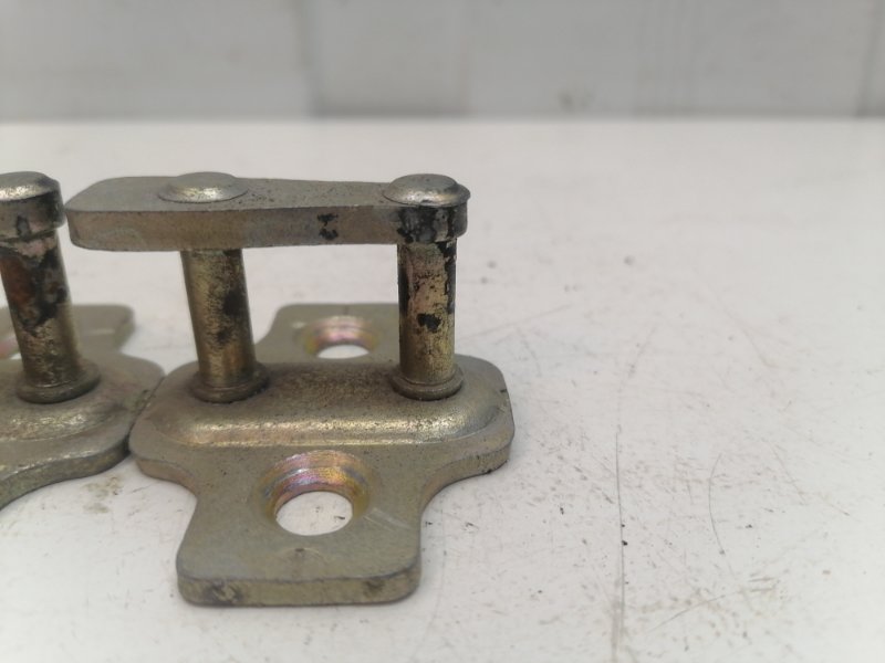 Петля замка двери Chevrolet Lanos LACETTI