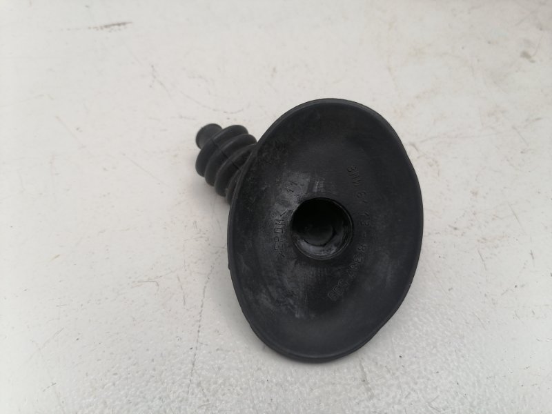 Крышка клеммы BMW X3 E83