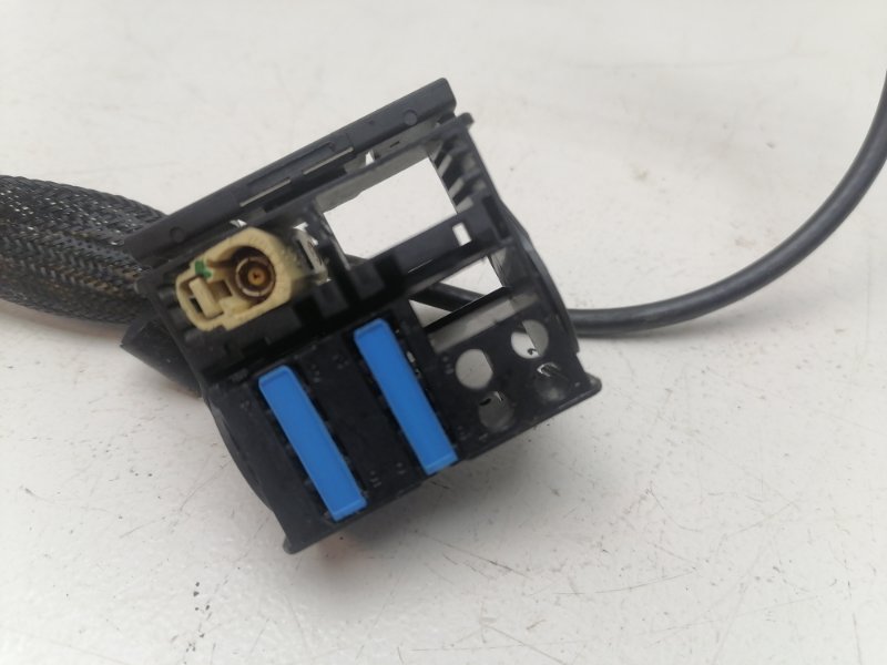 Разъем BMW X3 E83