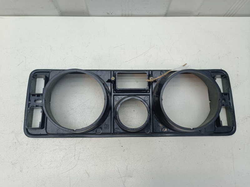 Накладка щитка приборов Ваз 2105