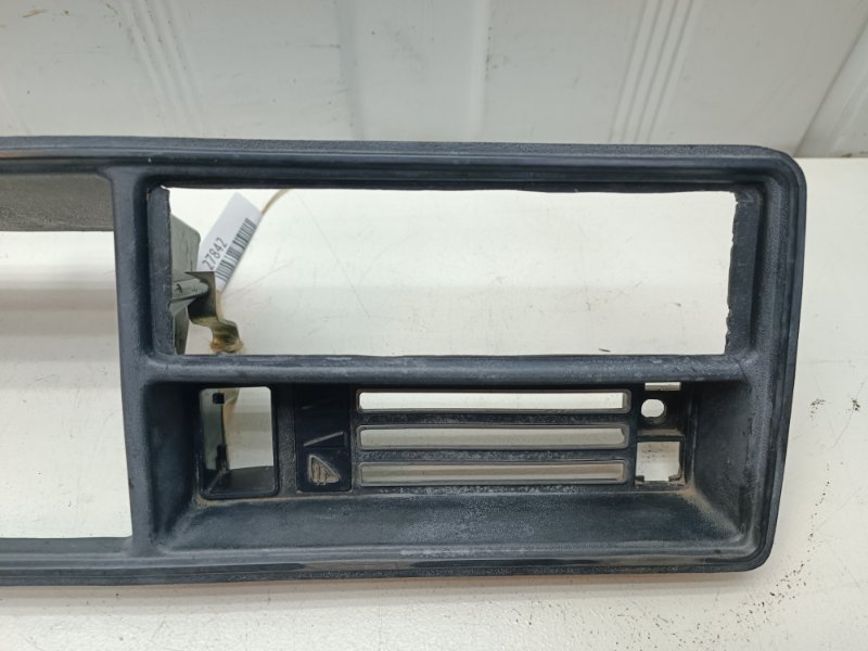 Накладка щитка приборов Ваз 2107