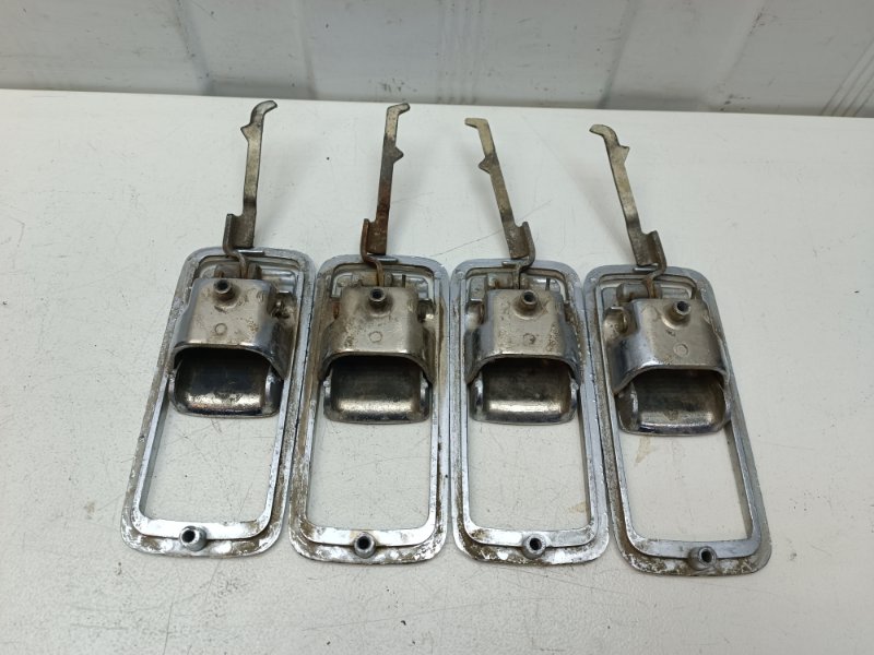 Ручка двери внешняя Газ 3110 Волга