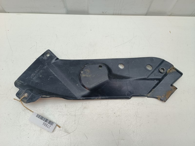 Облицовка фары верхняя Лада Приора