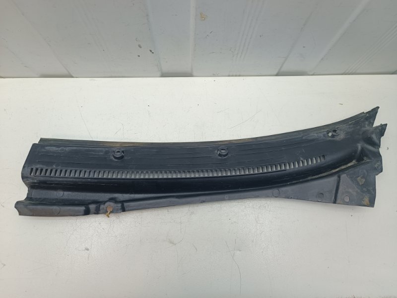 Накладка жабо (дождевик) Kia Spectra